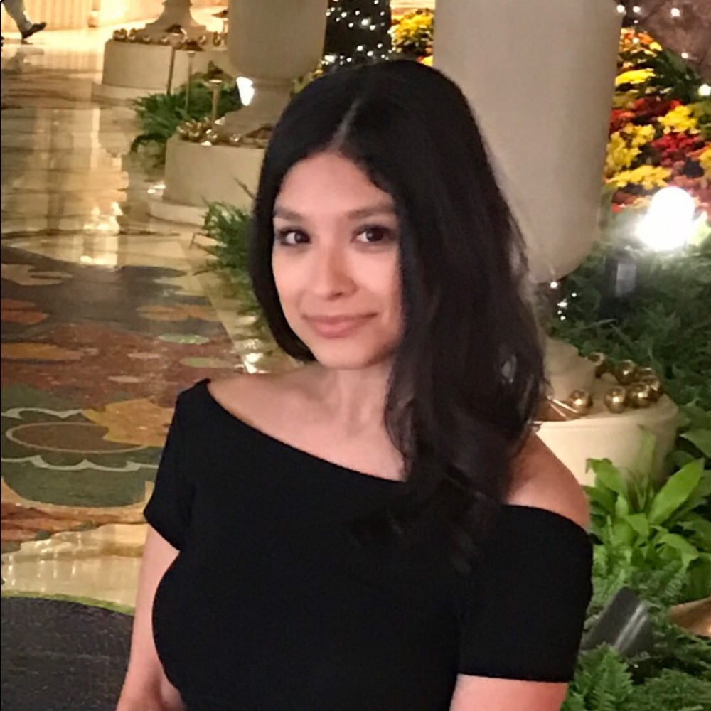 Meet the posher, Laura